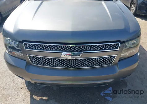 2008 Chevrolet Tahoe Ltz z USA, uszkodzony, nr VIN 1GNFC13028R169597